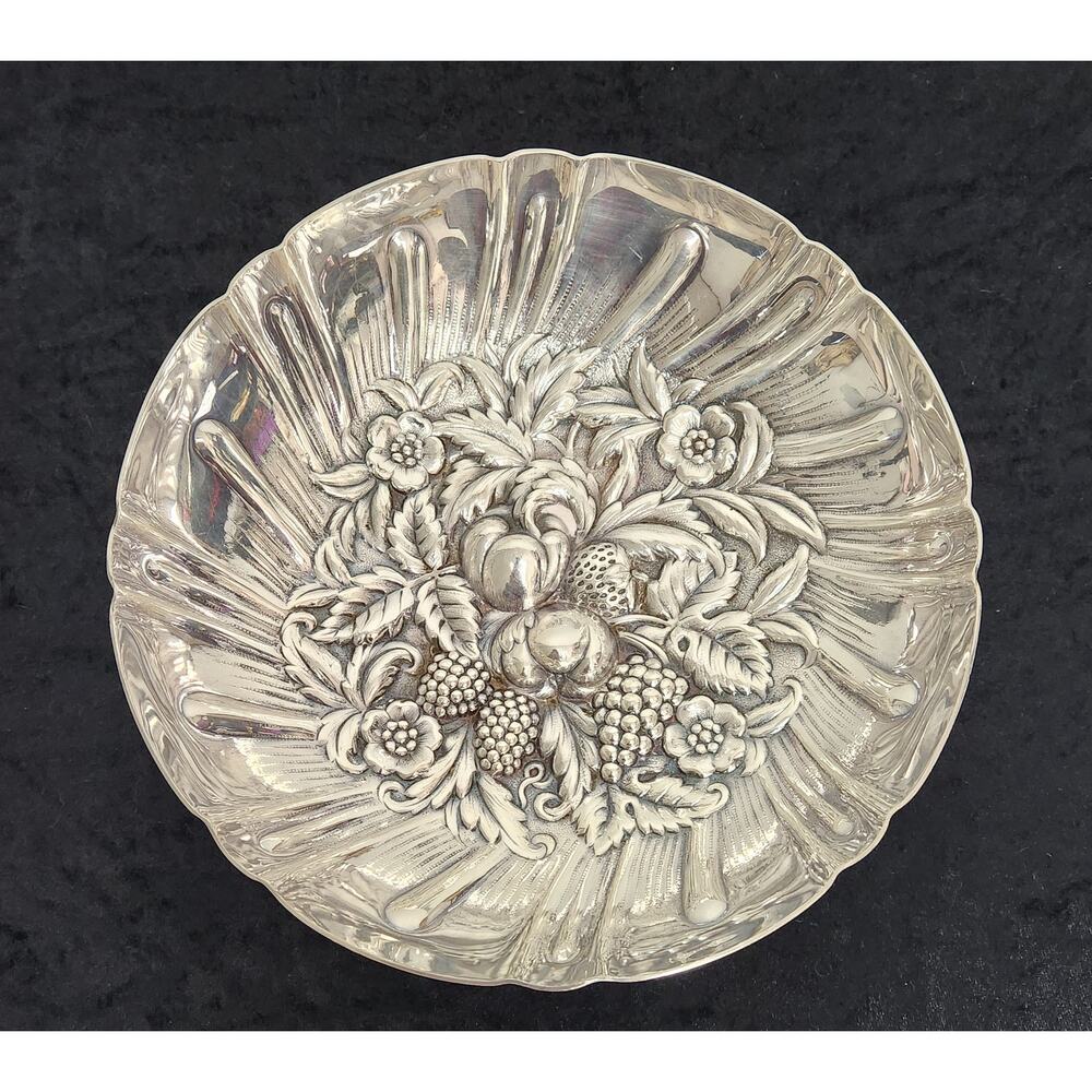 Vintage Kirk Stieff, S KIRK & SON Silver Plate Repoussé Fruit Berry Bowl 1723